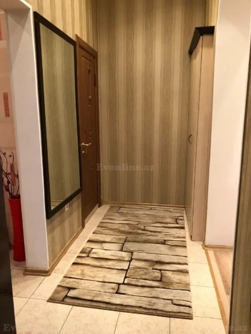 Kirayə verilir 2 otaqlı Mənzil Köhnə tikili 70 m² Səbail r. - şəkil 3