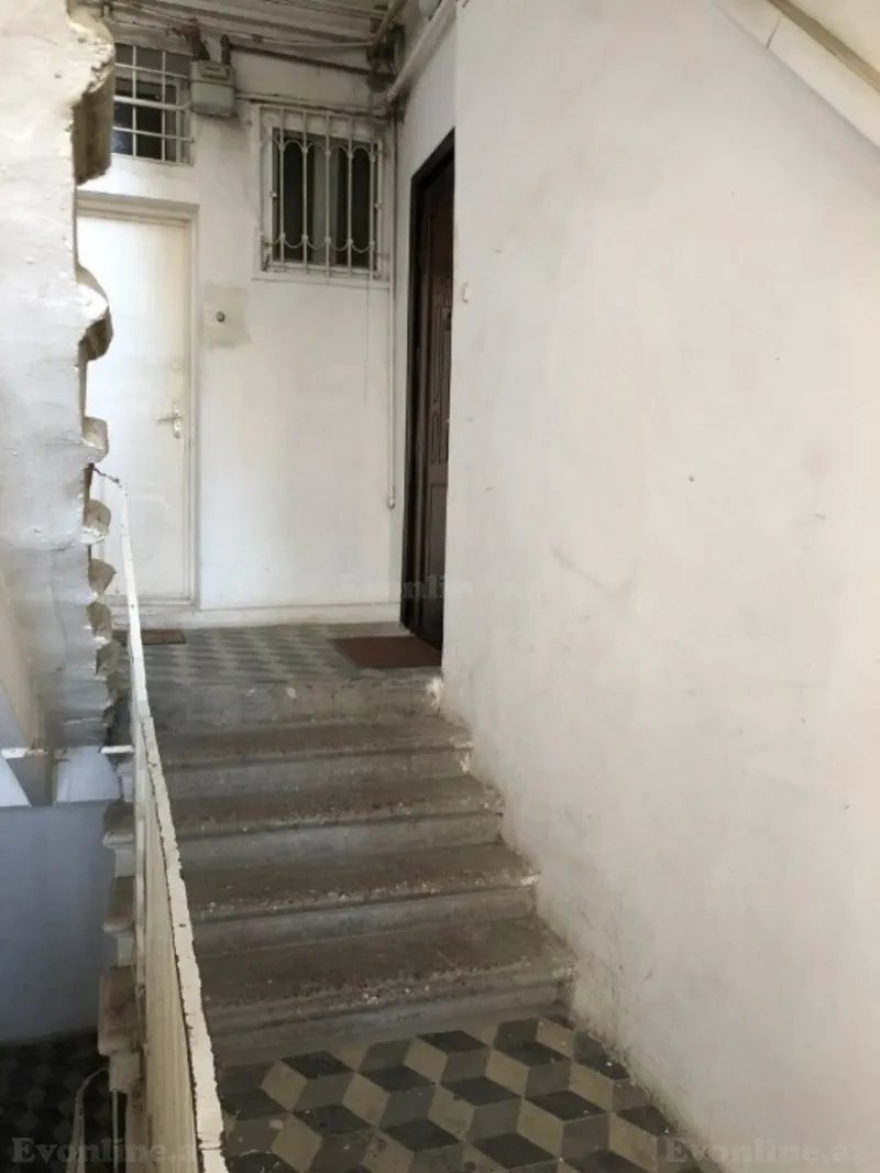 Kirayə verilir 2 otaqlı Mənzil Köhnə tikili 70 m² Səbail r. - şəkil 7