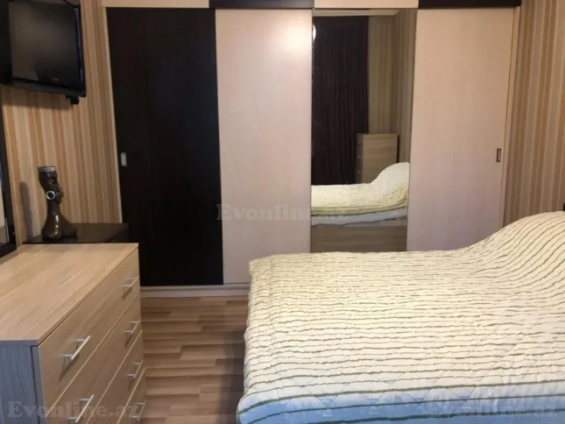 Kirayə verilir 2 otaqlı Mənzil Köhnə tikili 70 m² Səbail r. - şəkil 10