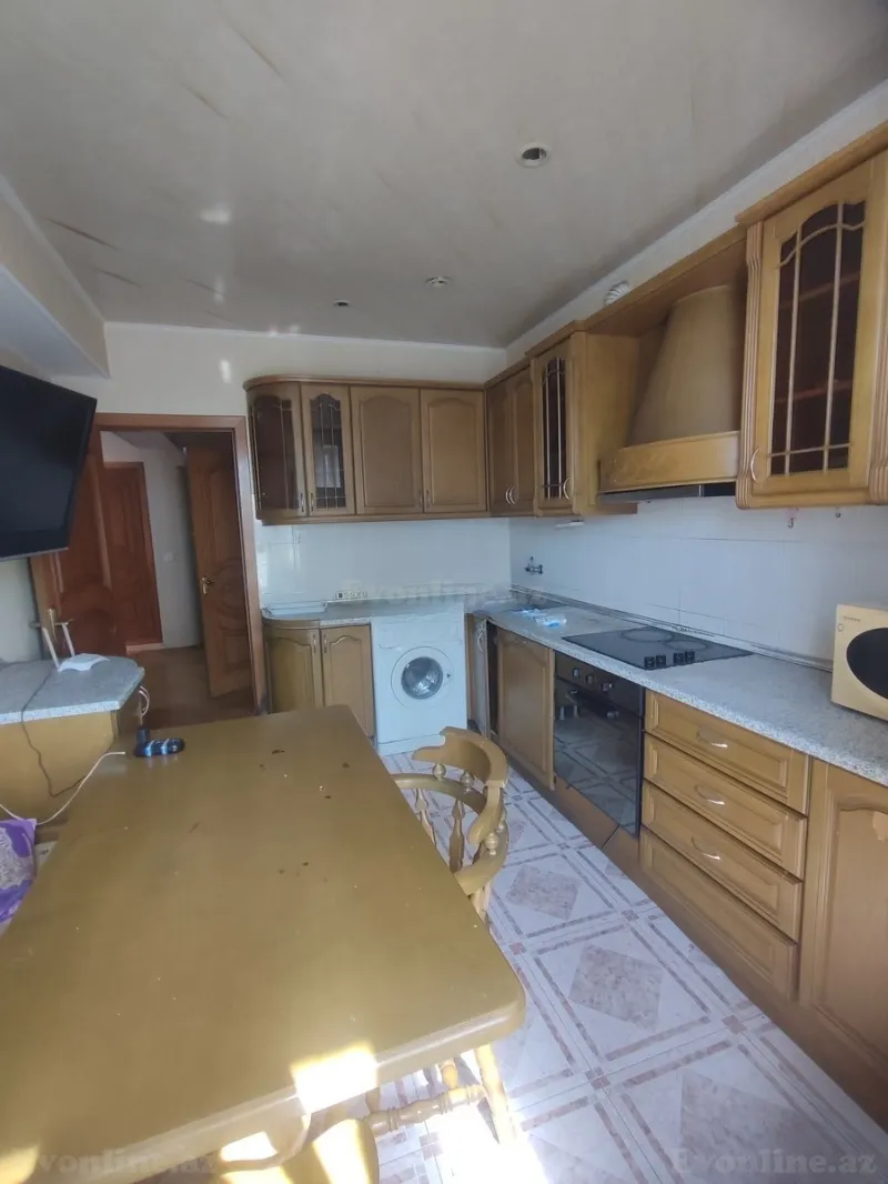 Satılır 2 otaqlı Mənzil Yeni tikili 70 m² Yasamal r. - şəkil 4