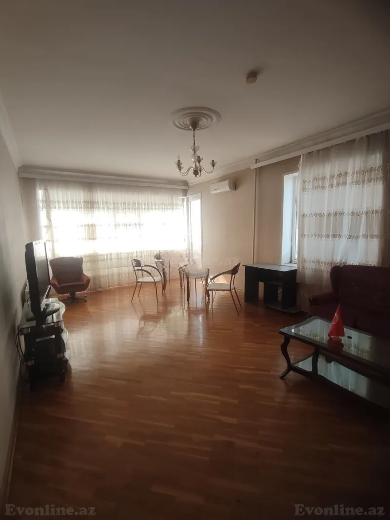 Satılır 2 otaqlı Mənzil Yeni tikili 70 m² Yasamal r. - şəkil 12