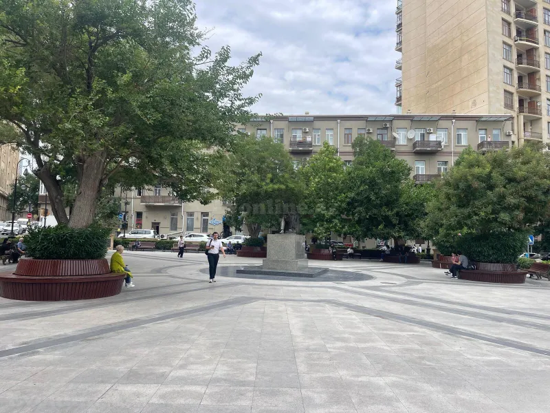 3 otaqlı Mənzil 70 m² Səbail r. Satılır