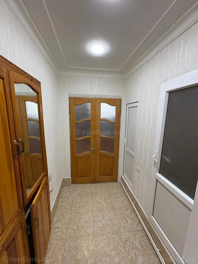 Satılır 3 otaqlı Mənzil Köhnə tikili 70 m² Səbail r. - şəkil 9