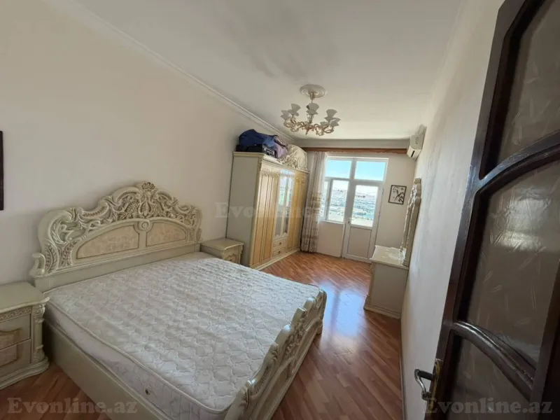 Satılır 2 otaqlı Mənzil Yeni tikili 100 m² İnşaatçılar m. - şəkil 3