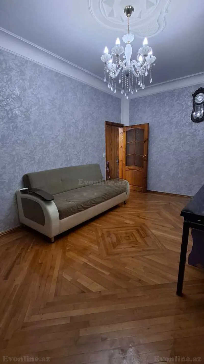 Satılır 2 otaqlı Mənzil Köhnə tikili 50 m² Memar Əcəmi m. - şəkil 10