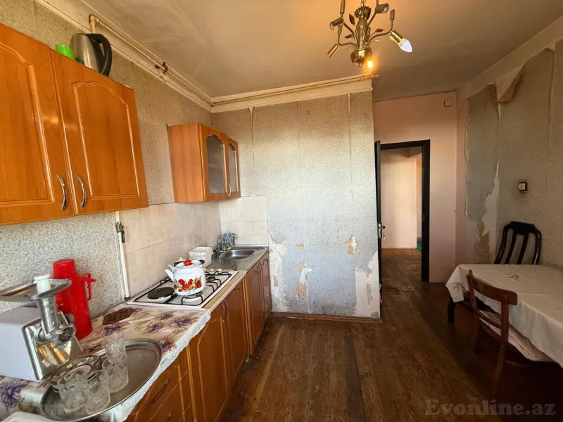 Satılır 3 otaqlı Mənzil Köhnə tikili 85 m² Xalqlar Dostluğu m. - şəkil 10