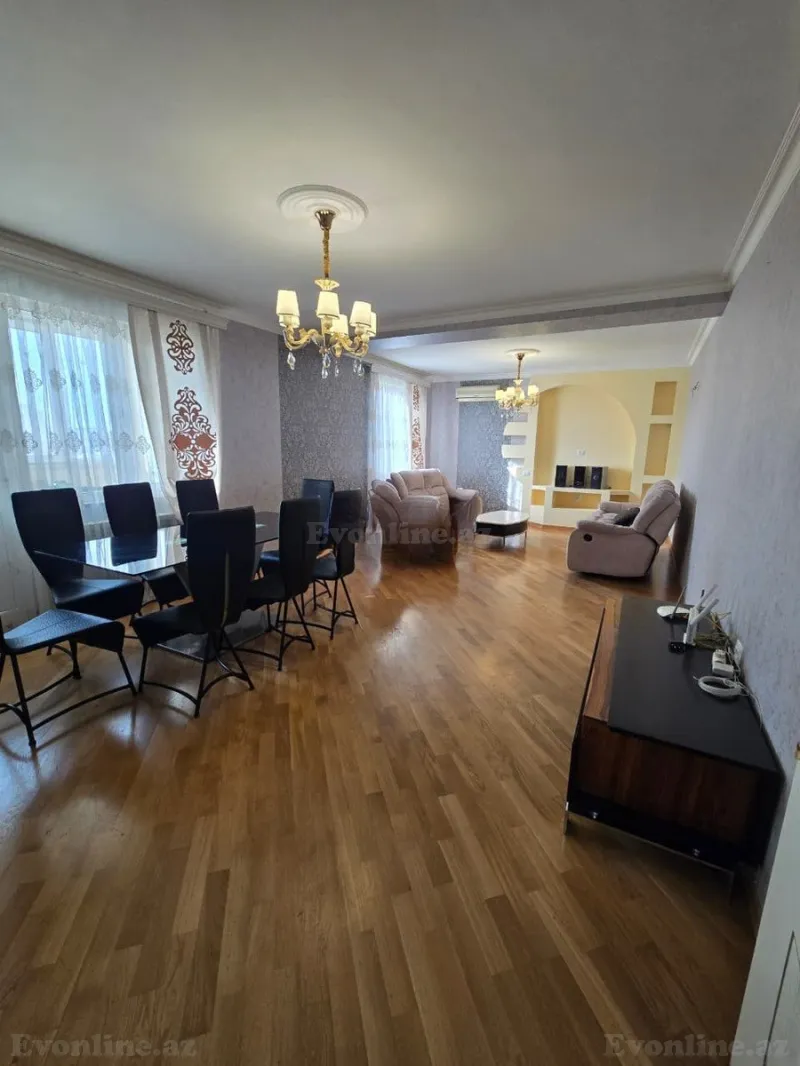 Kirayə verilir 4 otaqlı Mənzil Köhnə tikili 112 m² Nəsimi m.