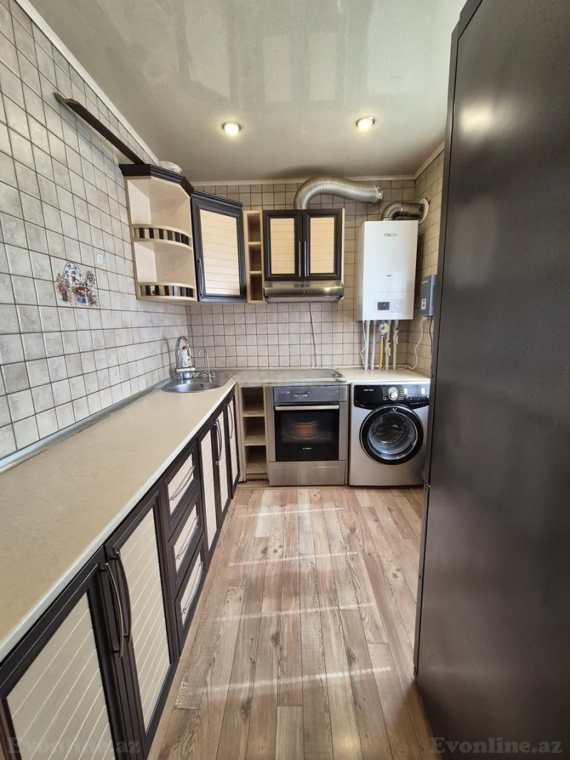Satılır 3 otaqlı Mənzil Köhnə tikili 67 m² İnşaatçılar m. - şəkil 8