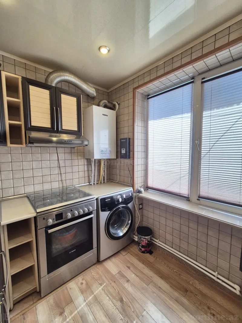 Satılır 3 otaqlı Mənzil Köhnə tikili 67 m² İnşaatçılar m. - şəkil 9