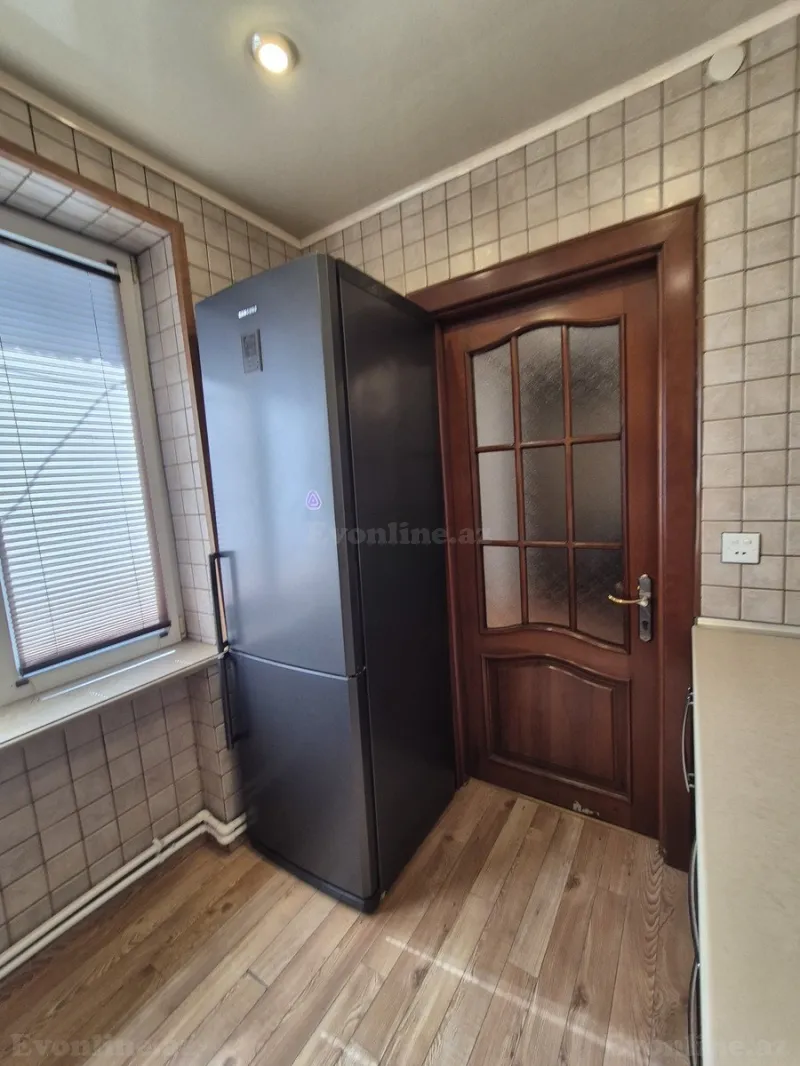 Satılır 3 otaqlı Mənzil Köhnə tikili 67 m² İnşaatçılar m. - şəkil 10