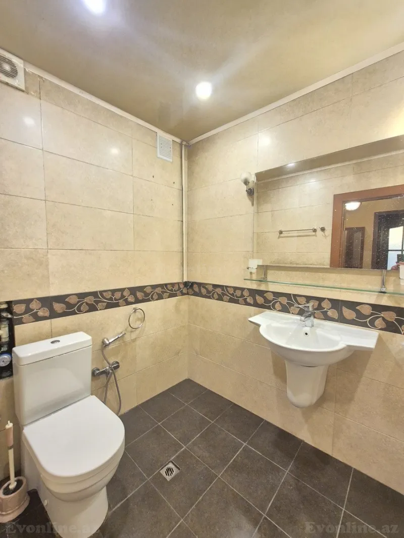 Satılır 3 otaqlı Mənzil Köhnə tikili 67 m² İnşaatçılar m. - şəkil 20