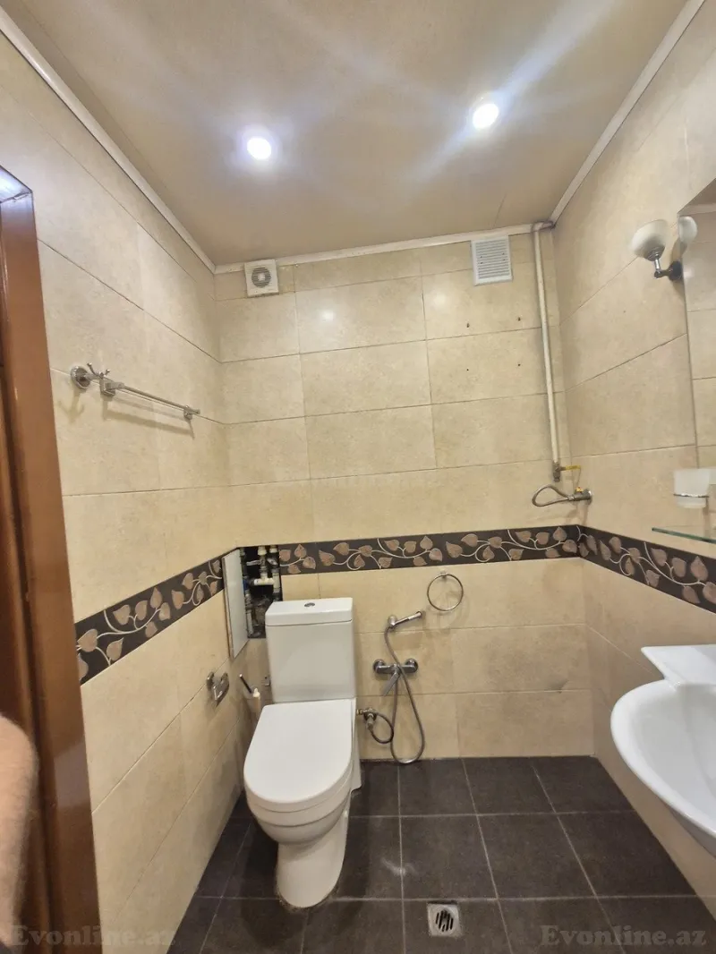 Satılır 3 otaqlı Mənzil Köhnə tikili 67 m² İnşaatçılar m. - şəkil 21