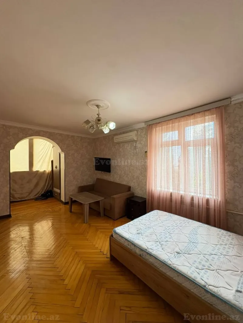 1 otaqlı Mənzil 35 m² Nizami m. Satılır