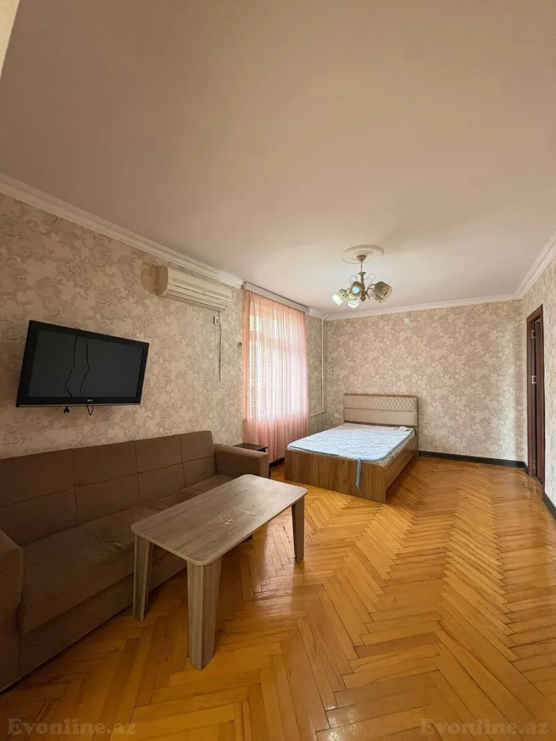 Satılır 1 otaqlı Mənzil Köhnə tikili 35 m² Nizami m. - şəkil 2