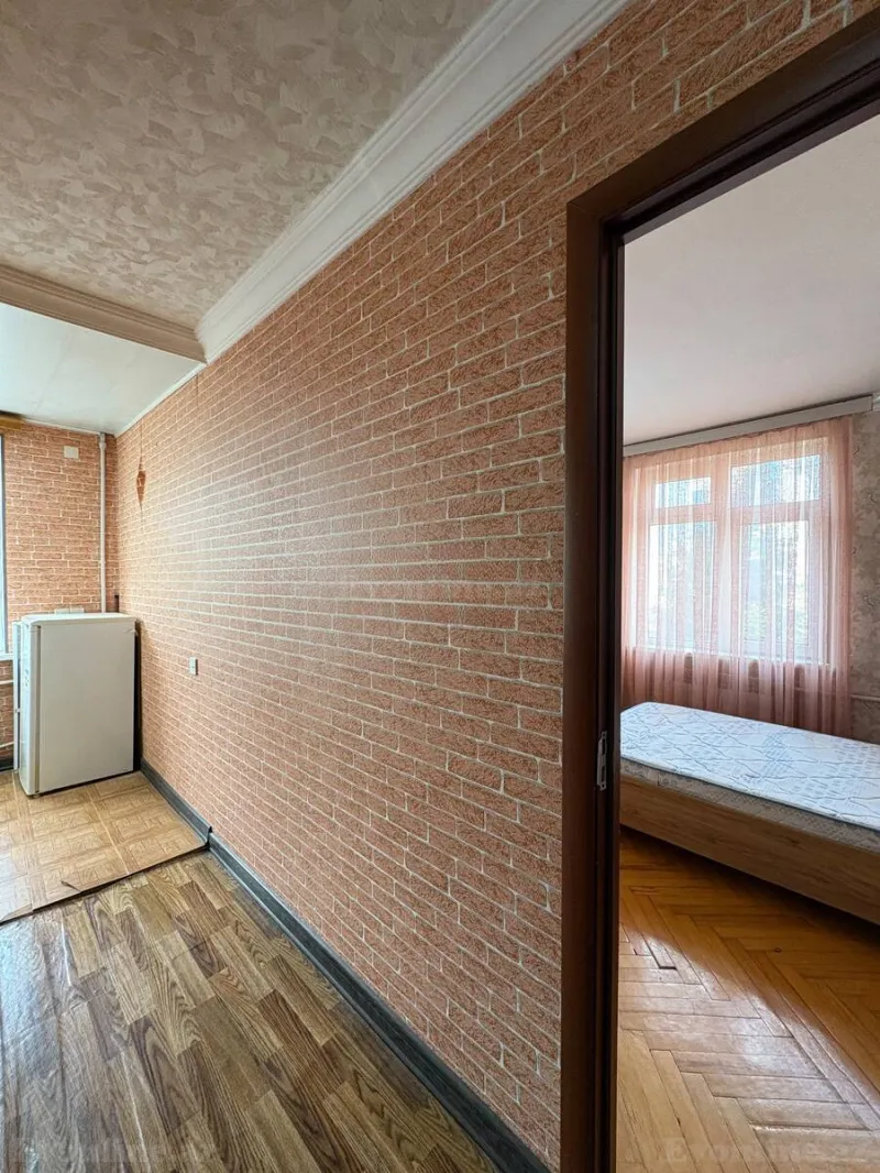 Satılır 1 otaqlı Mənzil Köhnə tikili 35 m² Nizami m. - şəkil 3