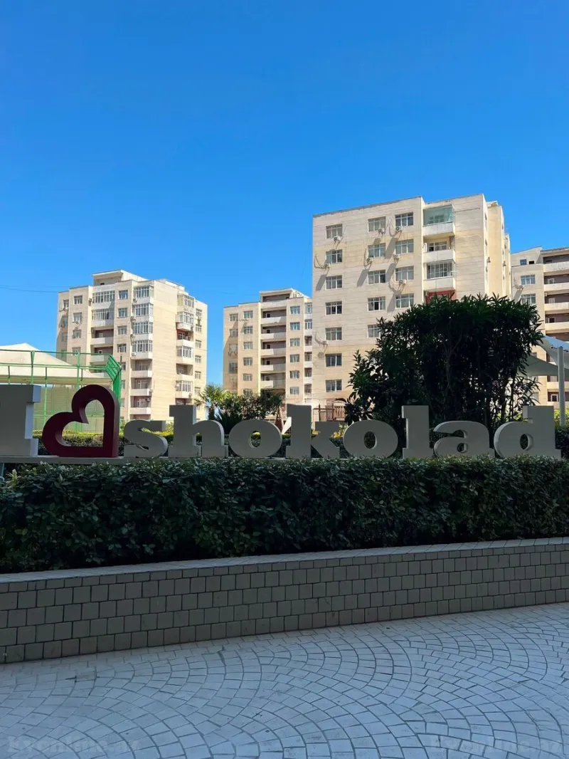 Satılır 2 otaqlı Mənzil Yeni tikili 84 m² Elmlər Akademiyası m. - şəkil 2