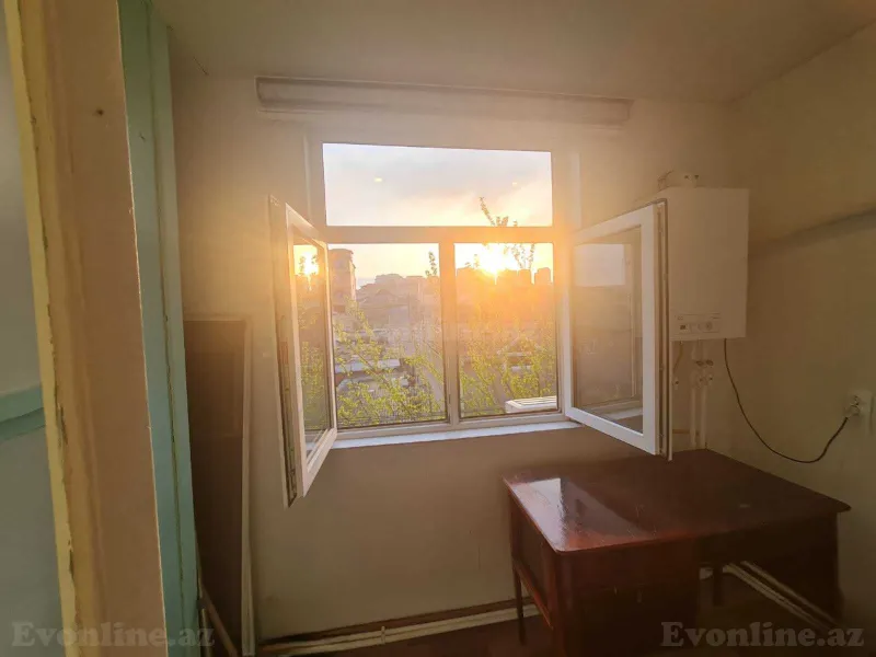Kirayə verilir 2 otaqlı Mənzil Köhnə tikili 60 m² İnşaatçılar m. - şəkil 7