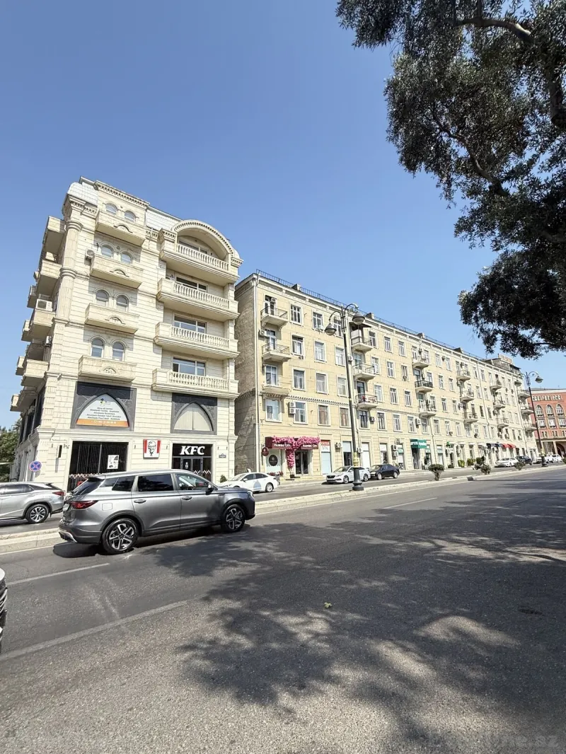 3 otaqlı Mənzil 85 m² Nəsimi r. Satılır