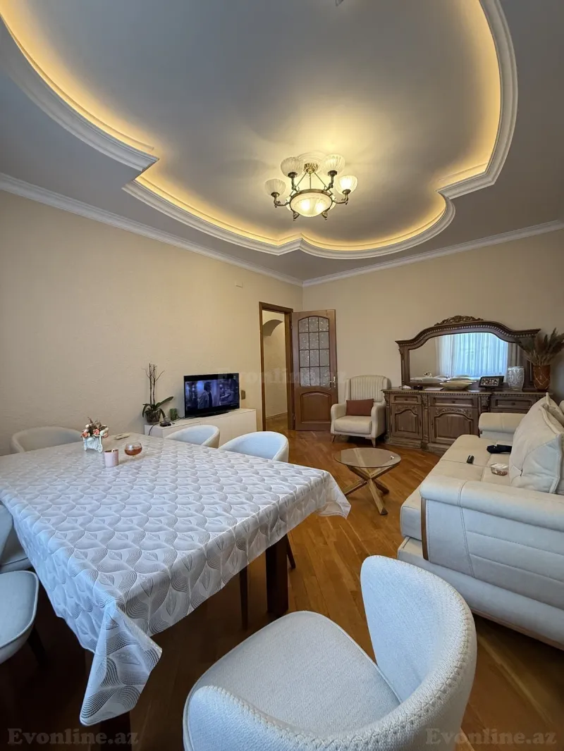 Satılır 3 otaqlı Mənzil Köhnə tikili 85 m² Nəsimi r. - şəkil 4
