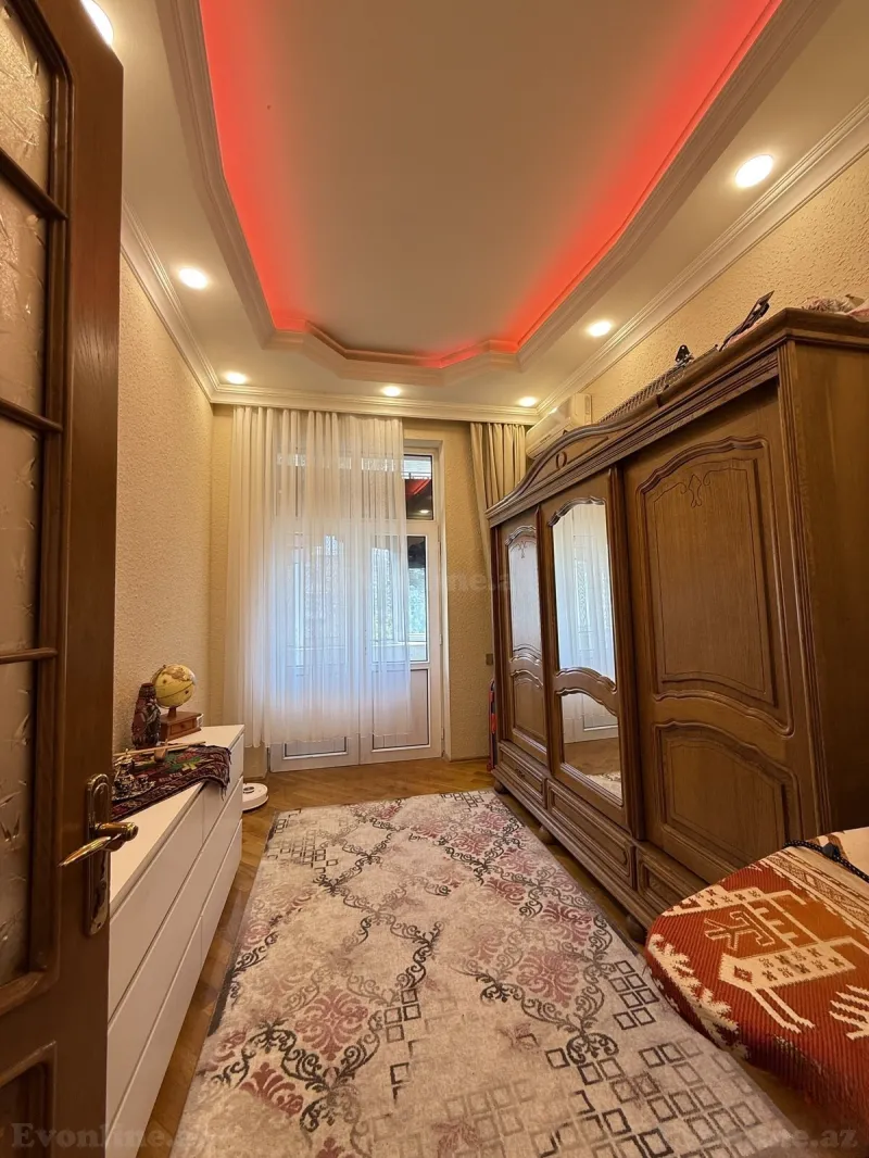 Satılır 3 otaqlı Mənzil Köhnə tikili 85 m² Nəsimi r. - şəkil 5