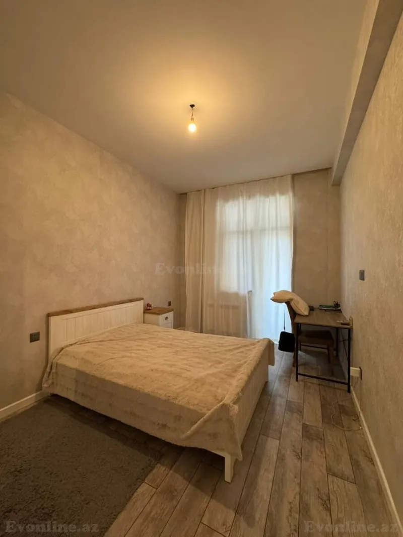 Satılır 3 otaqlı Mənzil Yeni tikili 130 m² Elmlər Akademiyası m. - şəkil 6
