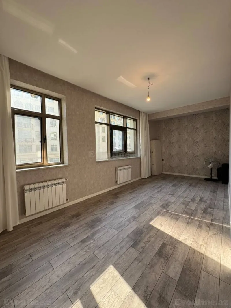 Satılır 3 otaqlı Mənzil Yeni tikili 130 m² Elmlər Akademiyası m. - şəkil 10