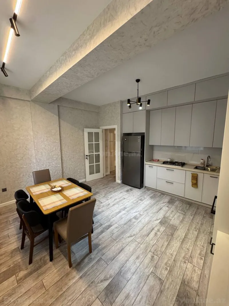 Satılır 3 otaqlı Mənzil Yeni tikili 130 m² Elmlər Akademiyası m. - şəkil 9