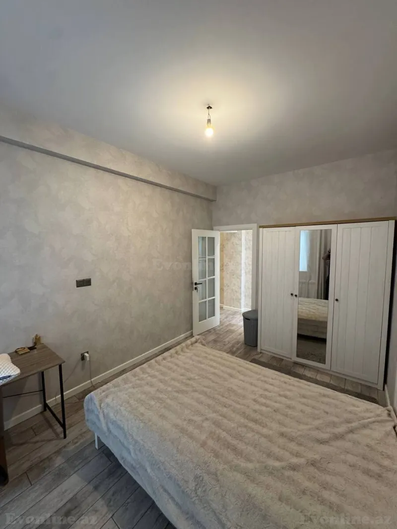 Satılır 3 otaqlı Mənzil Yeni tikili 130 m² Elmlər Akademiyası m. - şəkil 13