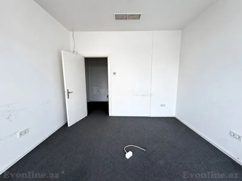 Kirayə verilir Ofis 190 m² Xətai r. - şəkil 8