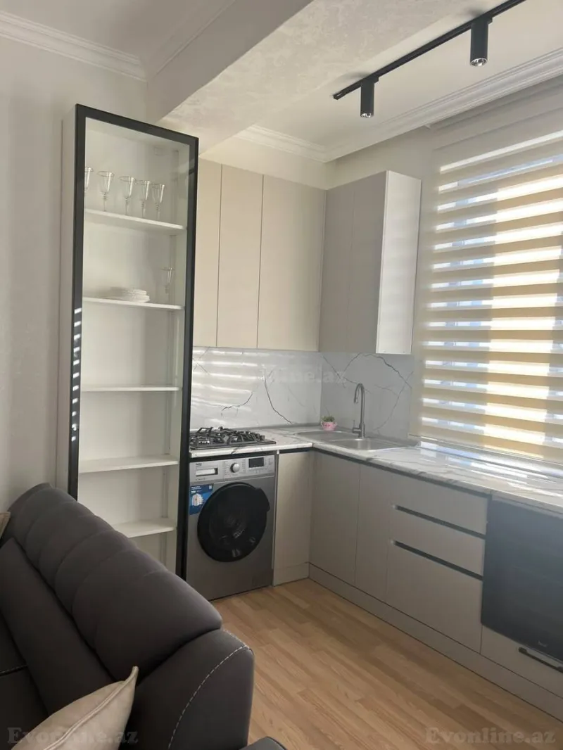 Kirayə verilir 3 otaqlı Mənzil Yeni tikili 90 m² Nərimanov r. - şəkil 5
