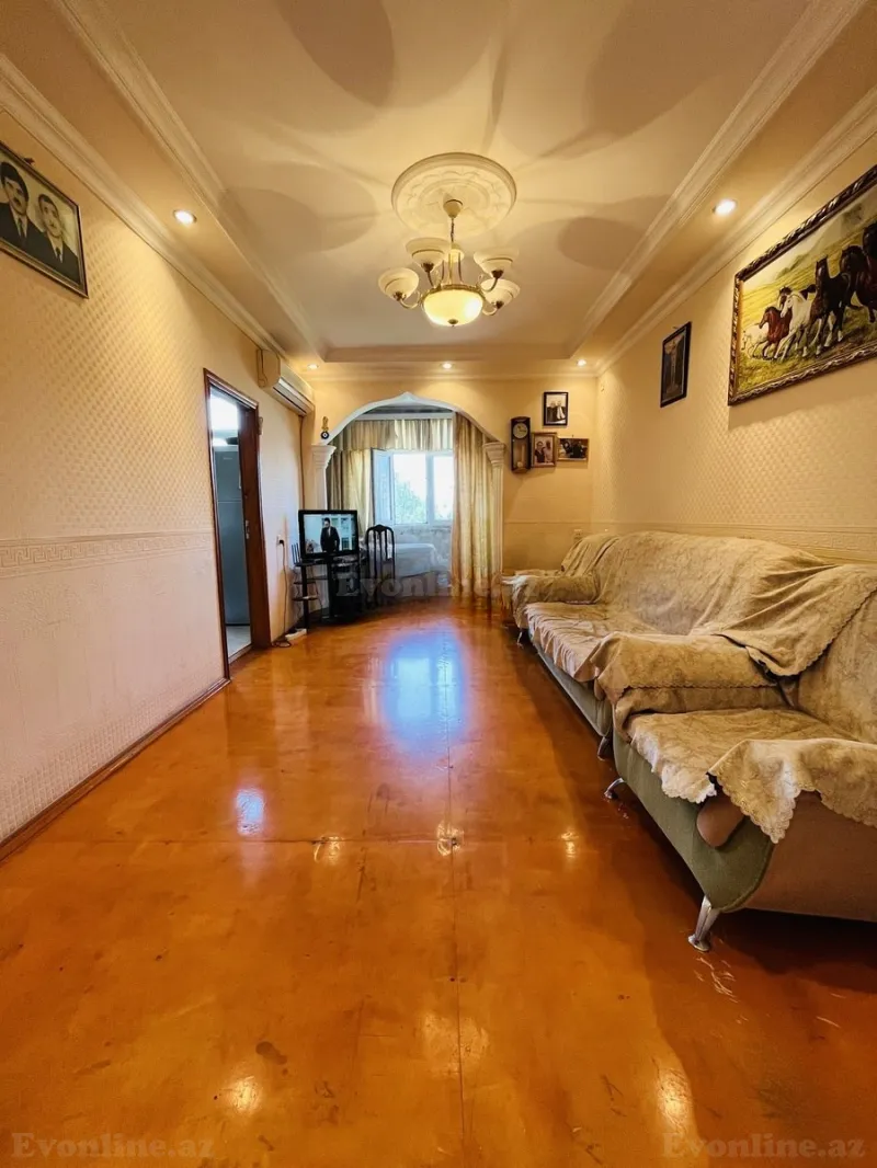 Satılır 2 otaqlı Mənzil Köhnə tikili 46.1 m² Memar Əcəmi m. - şəkil 2