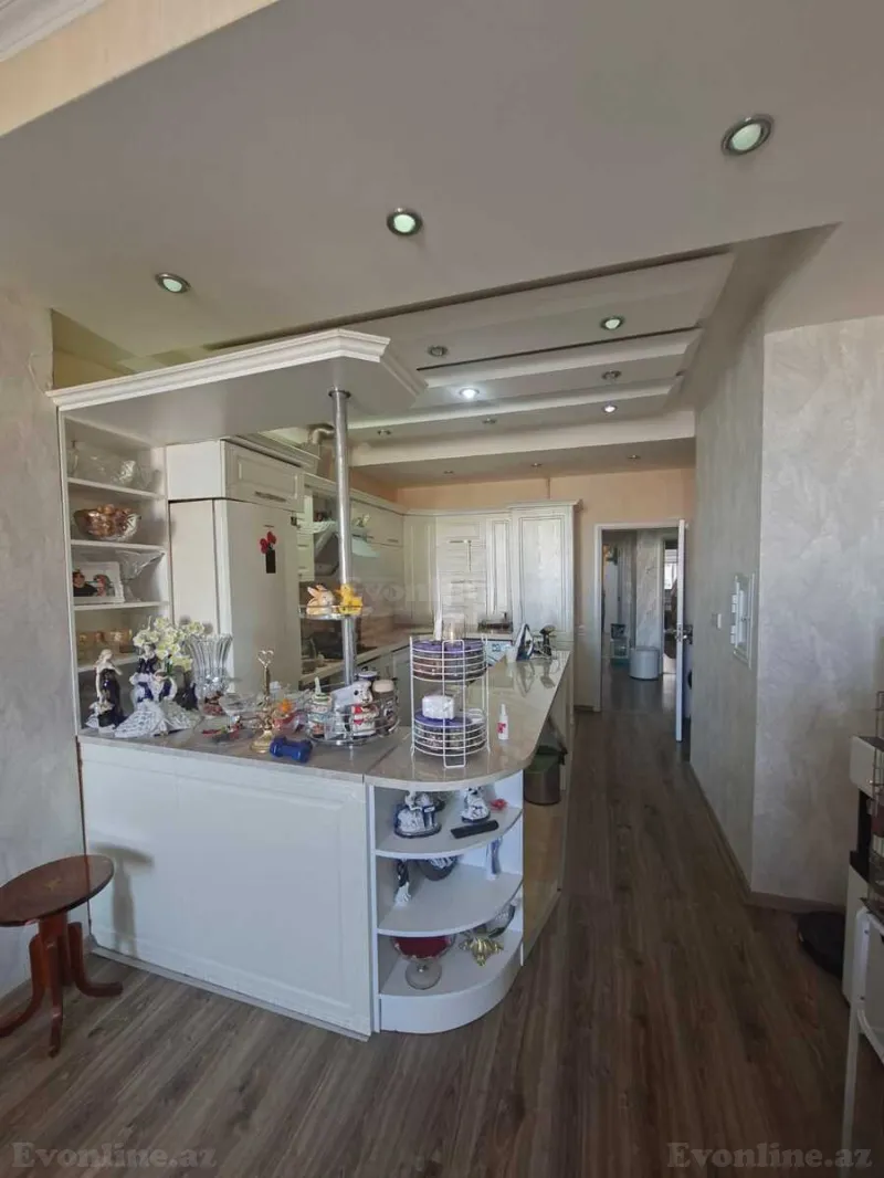 Satılır 4 otaqlı Mənzil Yeni tikili 98 m² İnşaatçılar m. - şəkil 5