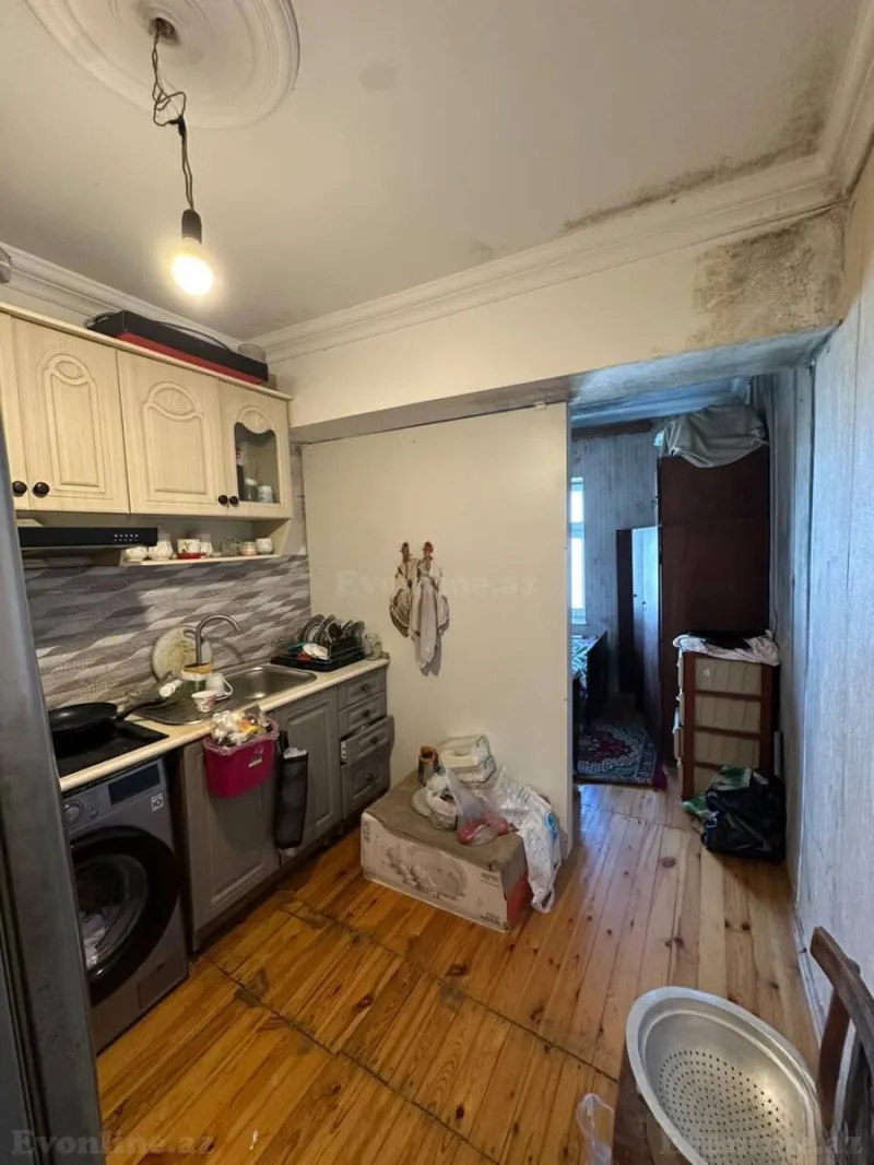 Satılır 3 otaqlı Mənzil Köhnə tikili 65 m² Bakmil m. - şəkil 6