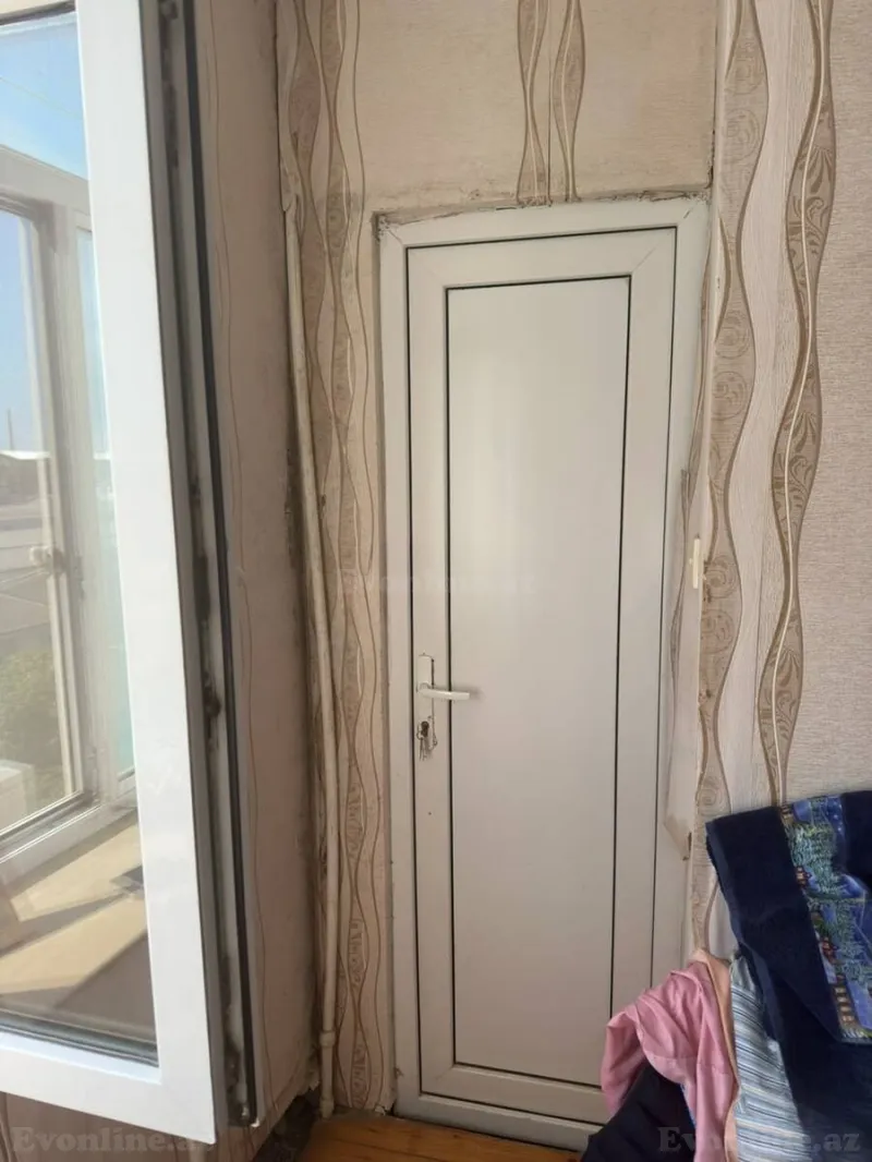 Satılır 3 otaqlı Mənzil Köhnə tikili 65 m² Bakmil m. - şəkil 10