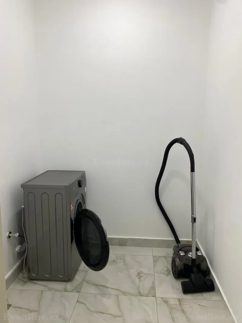 Kirayə verilir 3 otaqlı Mənzil Yeni tikili 140 m² Nəsimi r. - şəkil 19