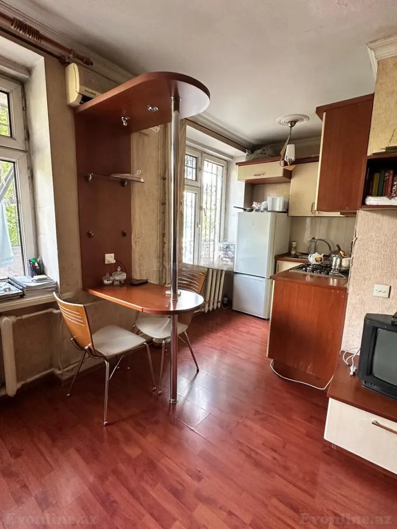 1 otaqlı Mənzil 35 m² Nizami m. Kirayə verilir