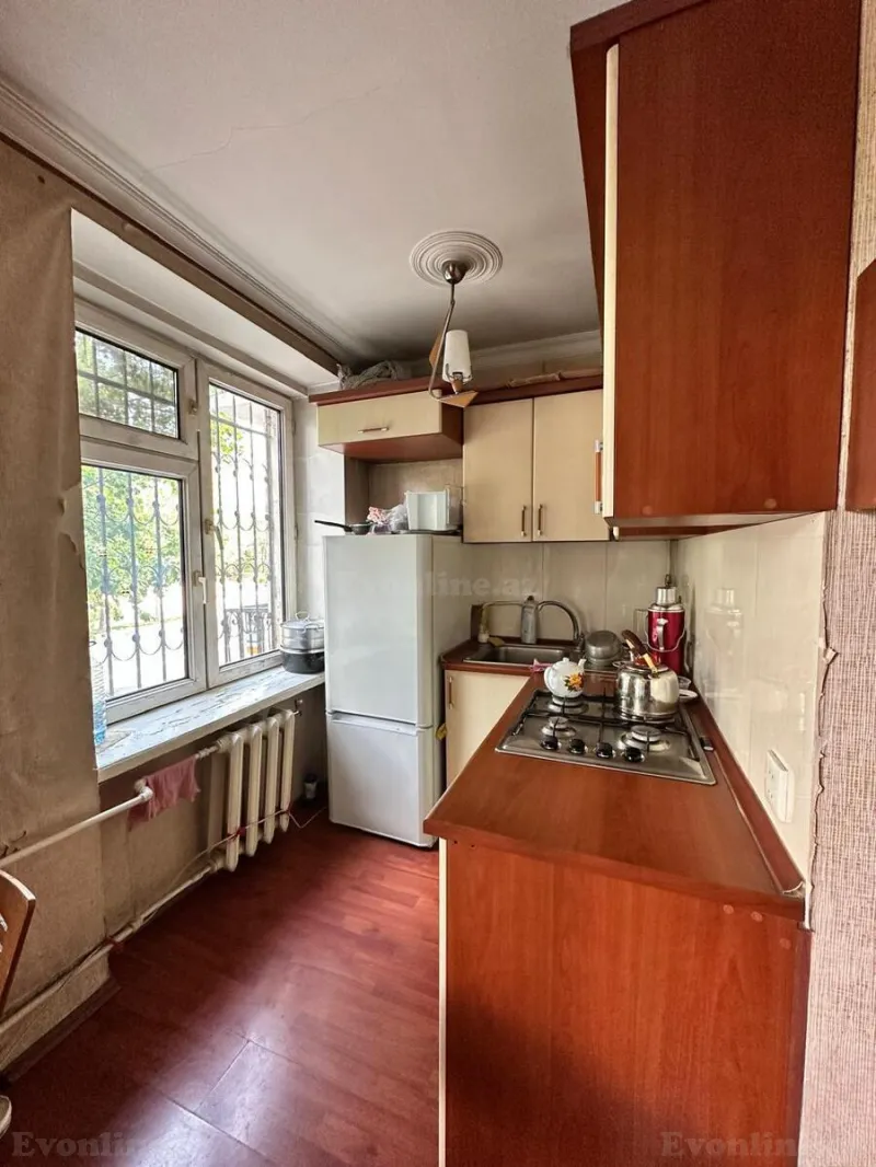 Kirayə verilir 1 otaqlı Mənzil Köhnə tikili 35 m² Nizami m. - şəkil 3