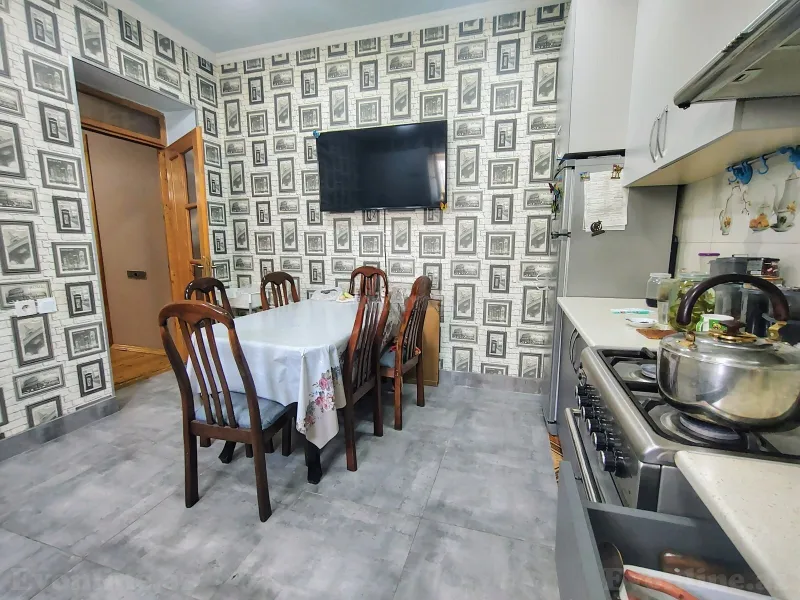 Satılır 5 otaqlı Həyət evi 180 m² Müşfiqabad - şəkil 6