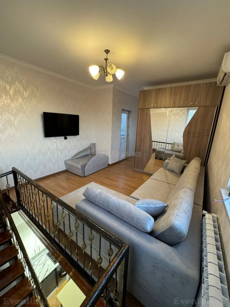 Kirayə verilir 2 otaqlı Mənzil Köhnə tikili 35 m² İnşaatçılar m. - şəkil 5