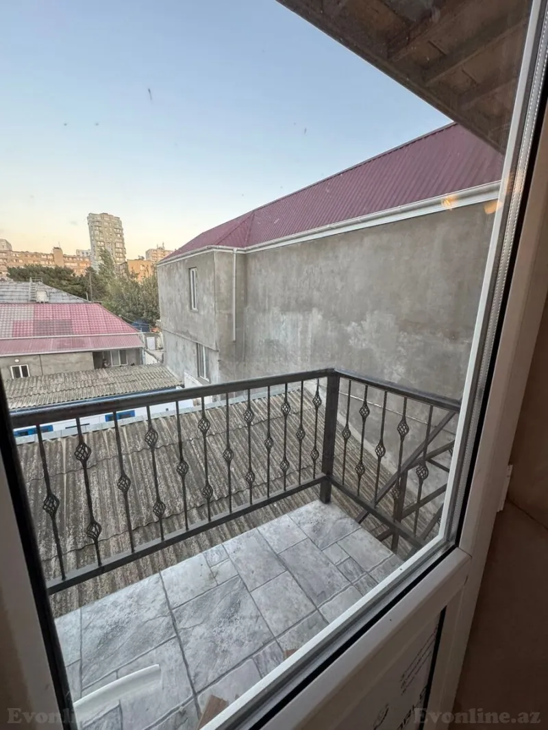 Kirayə verilir 2 otaqlı Mənzil Köhnə tikili 35 m² İnşaatçılar m. - şəkil 12