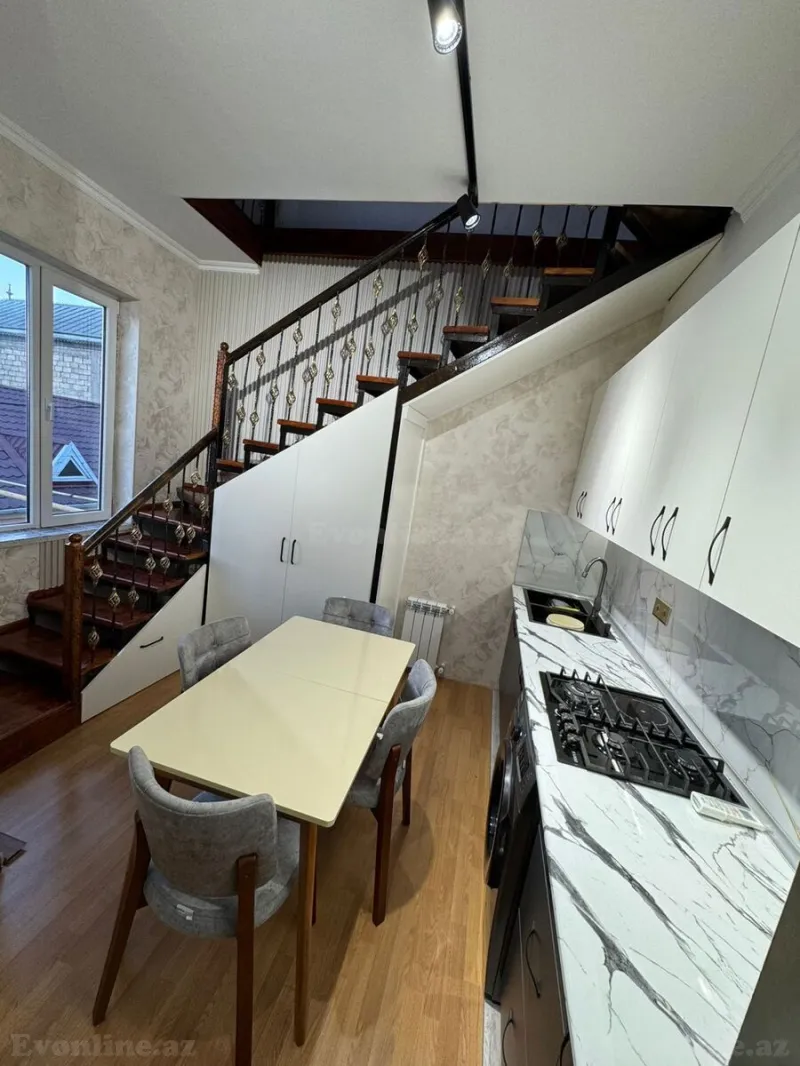 Kirayə verilir 2 otaqlı Mənzil Köhnə tikili 35 m² İnşaatçılar m. - şəkil 13