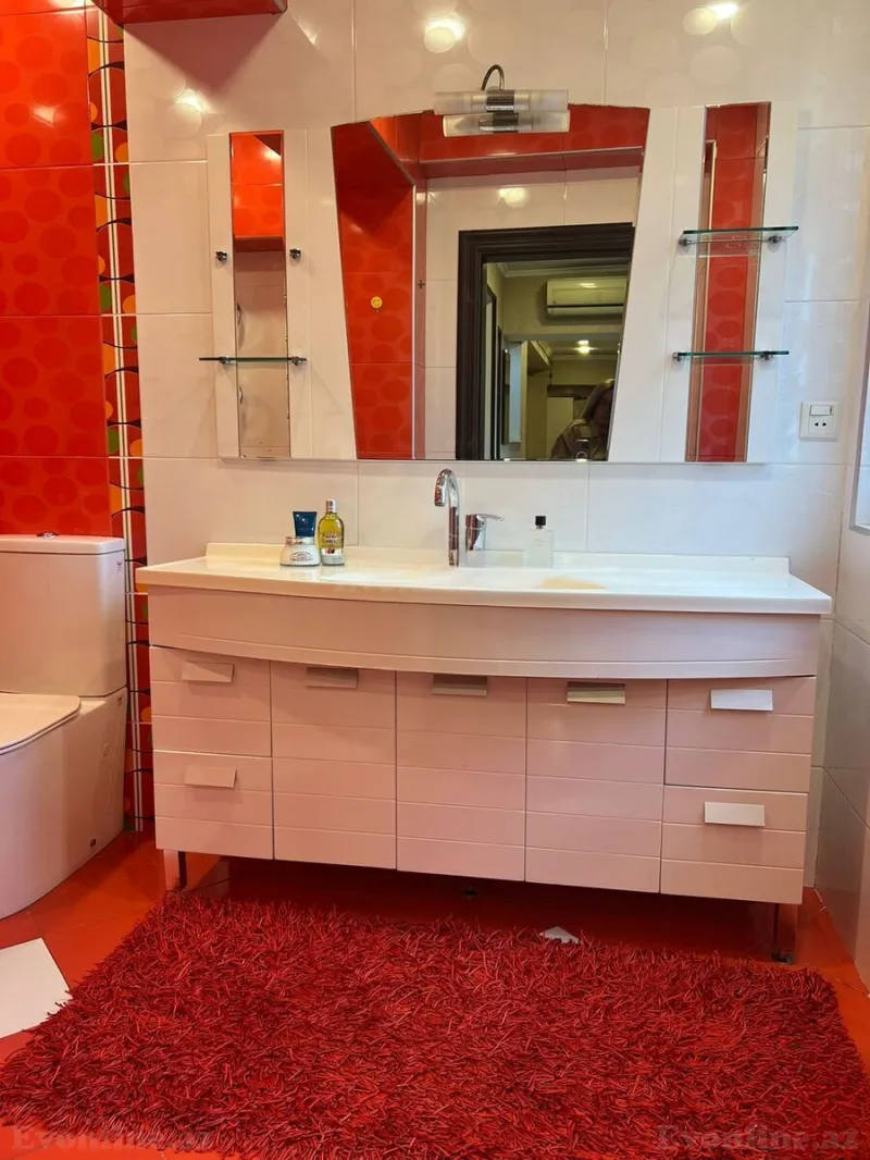 Satılır 5 otaqlı Mənzil Köhnə tikili 220 m² Nəsimi r. - şəkil 11
