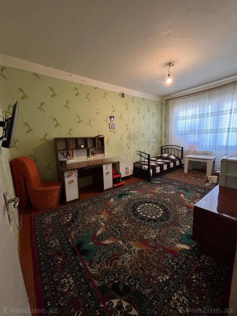3 otaqlı Mənzil 81 m² Xətai r. Satılır