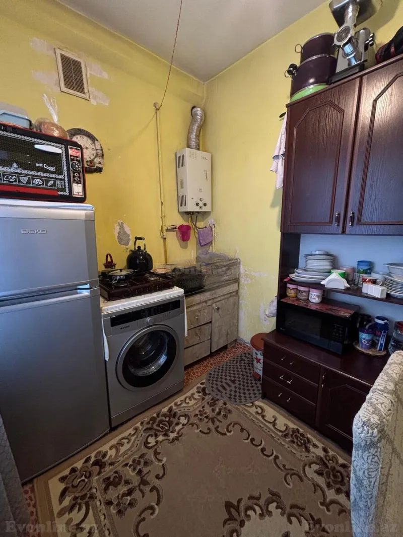 Satılır 3 otaqlı Mənzil Köhnə tikili 81 m² Xətai r. - şəkil 5
