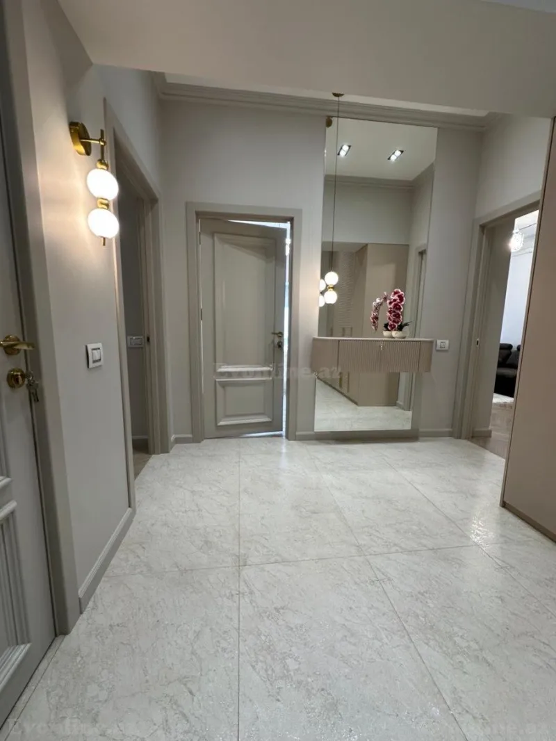 Satılır 3 otaqlı Mənzil Yeni tikili 91 m² Xətai r. - şəkil 14