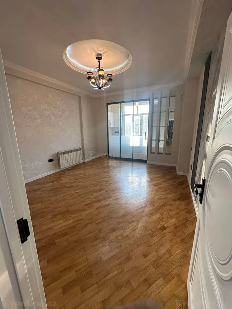 Satılır 2 otaqlı Mənzil Köhnə tikili 62 m² Memar Əcəmi m. - şəkil 3