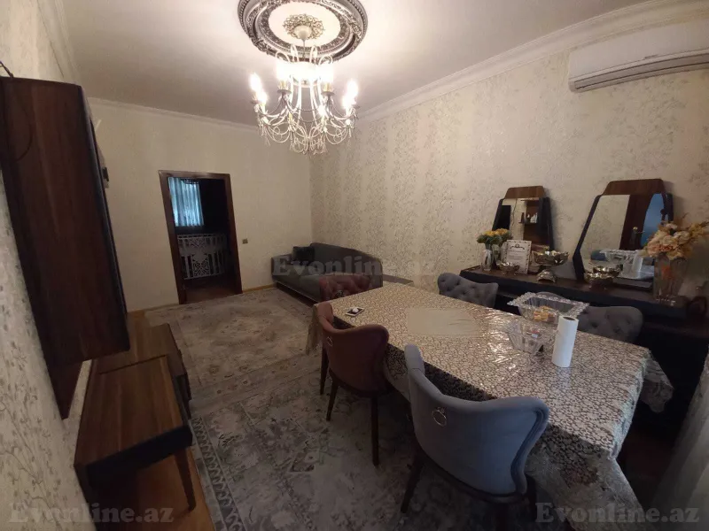 Satılır 3 otaqlı Mənzil Köhnə tikili 75 m² Memar Əcəmi m. - şəkil 2