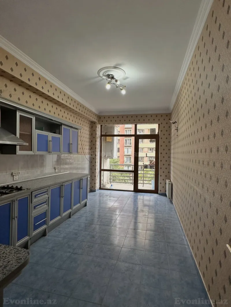 Satılır 3 otaqlı Mənzil Yeni tikili 200 m² 28 May m. - şəkil 6