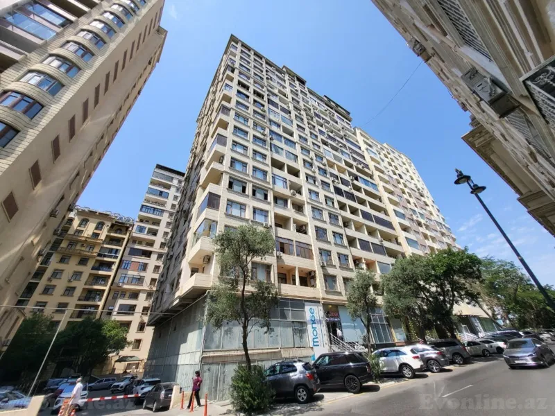 3 otaqlı Mənzil 120 m² Nəsimi r. Kirayə verilir