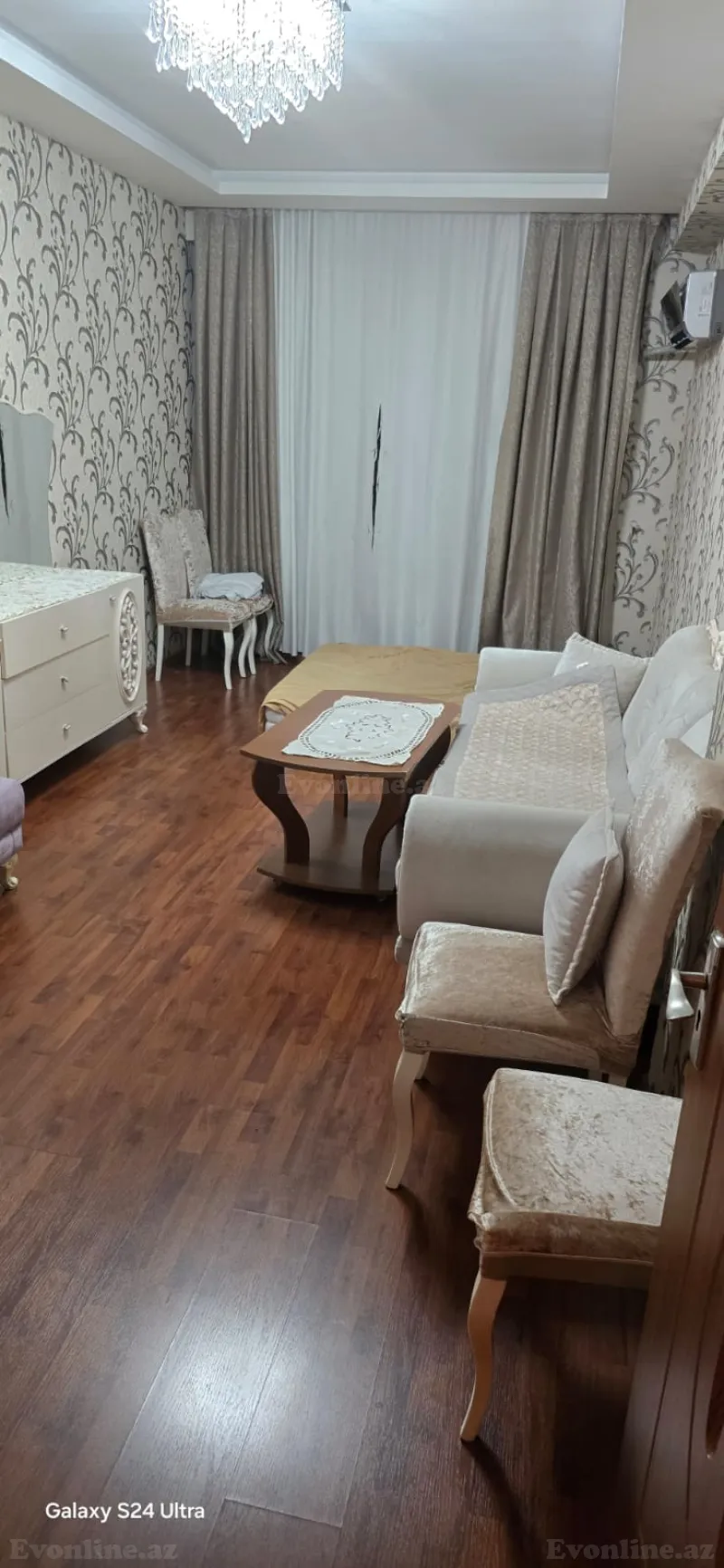 3 otaqlı Mənzil 100 m² Yeni Yasamal Kirayə verilir